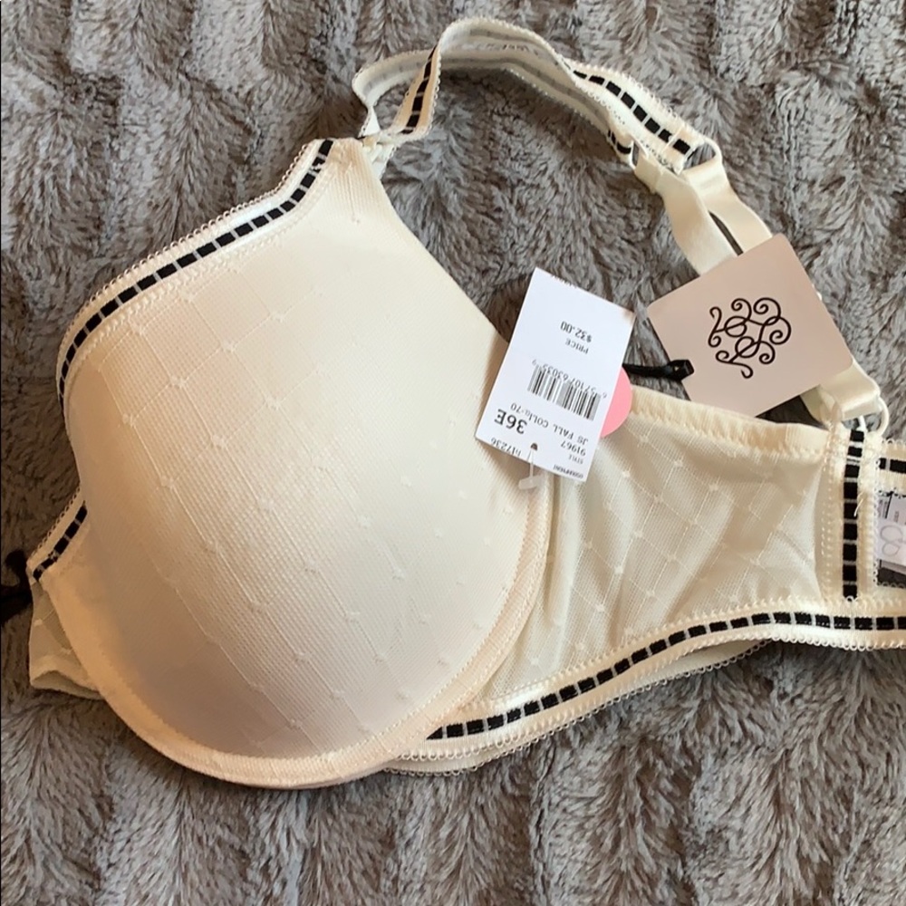 Jessica Simpson nursing bra.